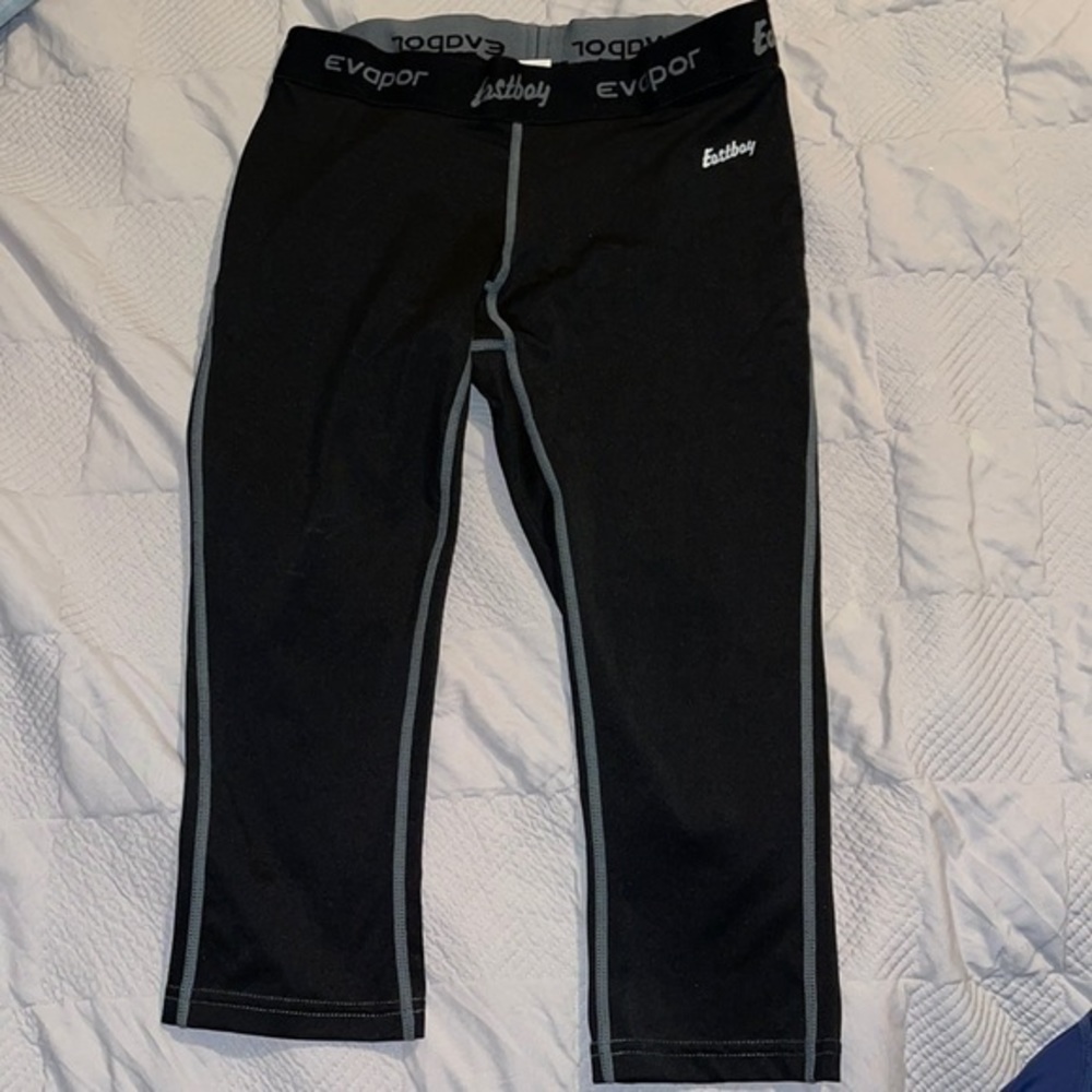 Like new women’s small Eastbay Capri leggings